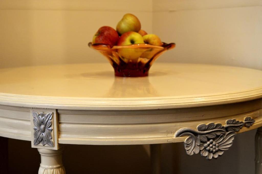 Unique Spacious Classic 3 Bedroom Midtown Apartment ! Billiard Room ! Ryga Zewnętrze zdjęcie
